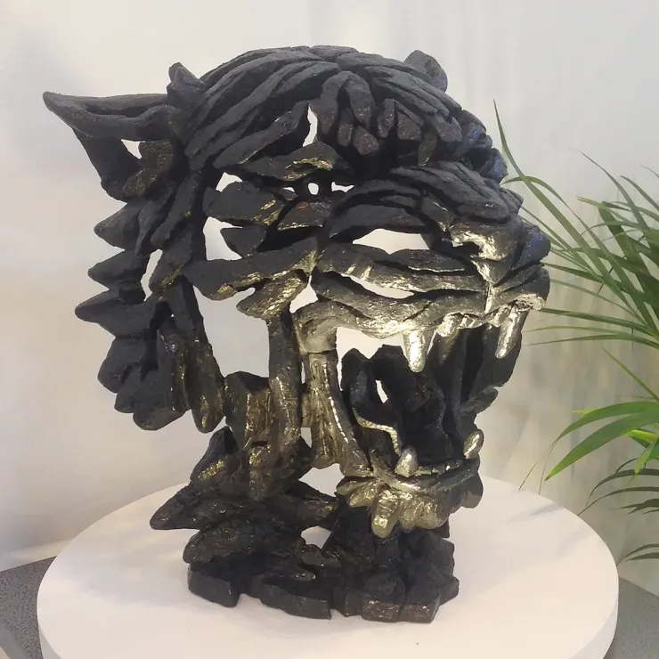 Tiger Bust (Black) - Retired