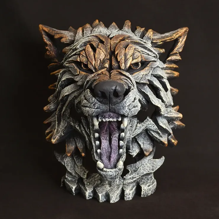 Wolf Bust (The Wolf) Wolverhampton Wanderers - Numbered Edition