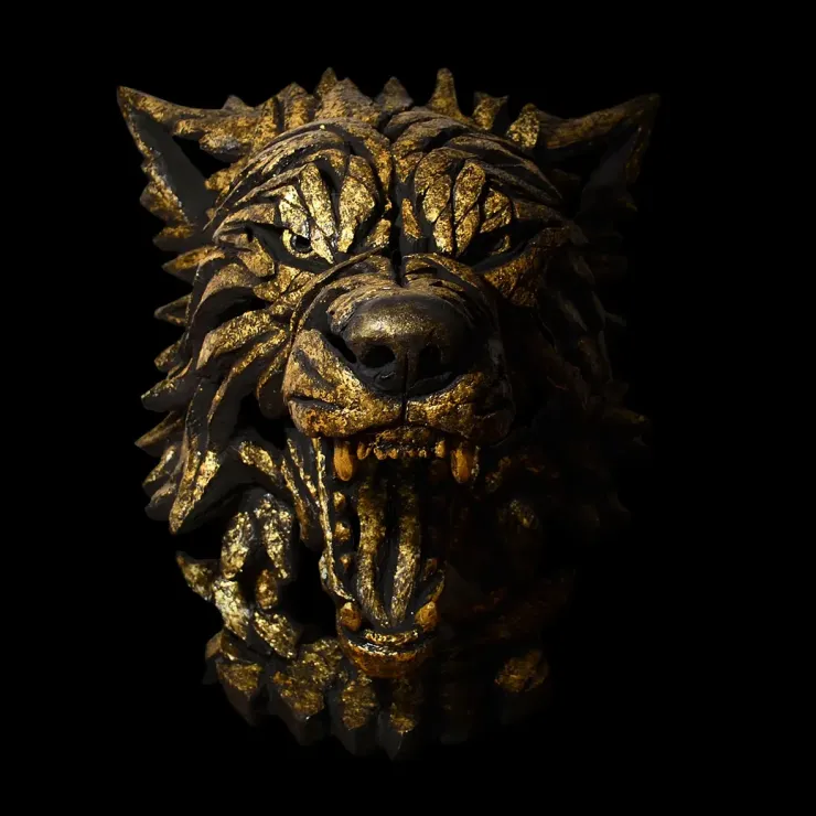 Wolf Bust (The Golden Wolf) Wolverhampton Wanderers Charity Edition