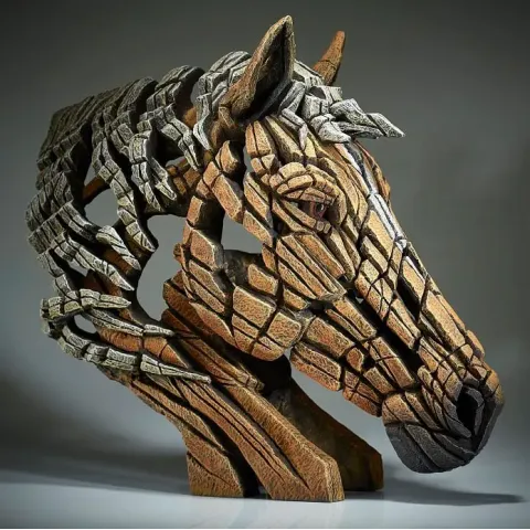 Edge Sculpture Horse Bust - Palomino