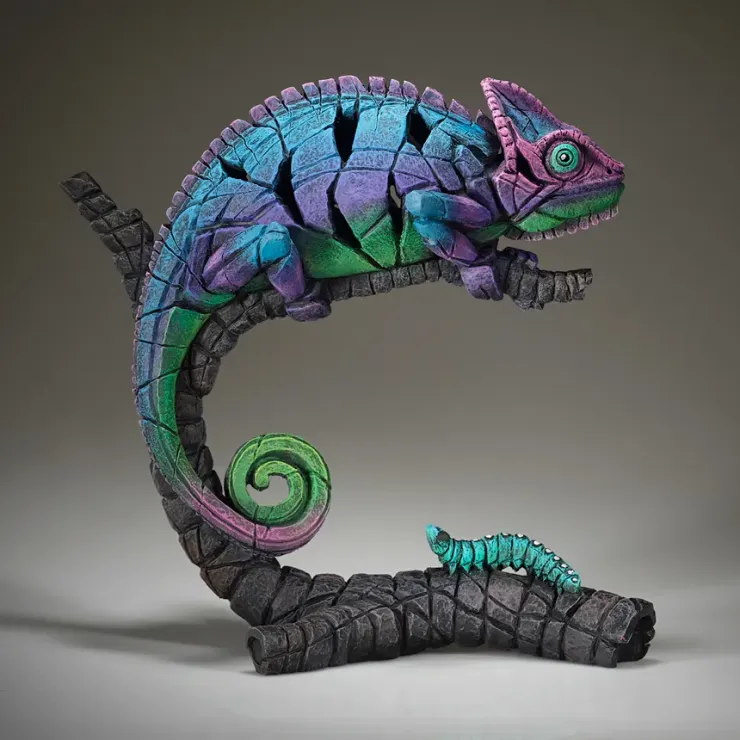 Chameleon (Rainbow Pink) Figure