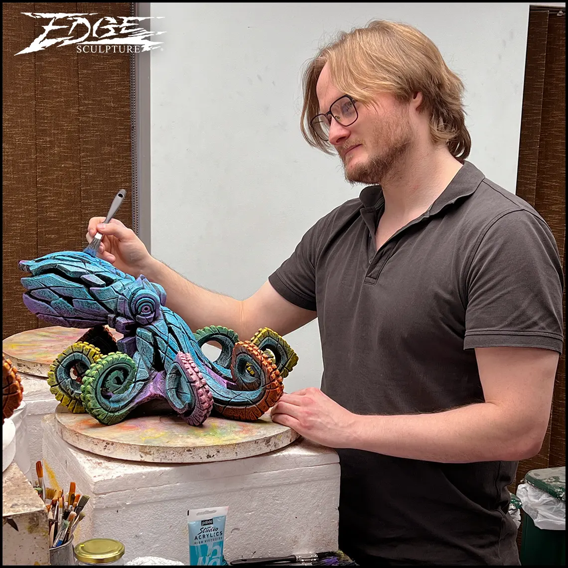 Dylan painting a ripple octopus